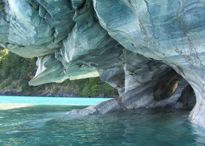 Produktbild Grafika Kids Blue Marble Cave, Chile (24 Teile)