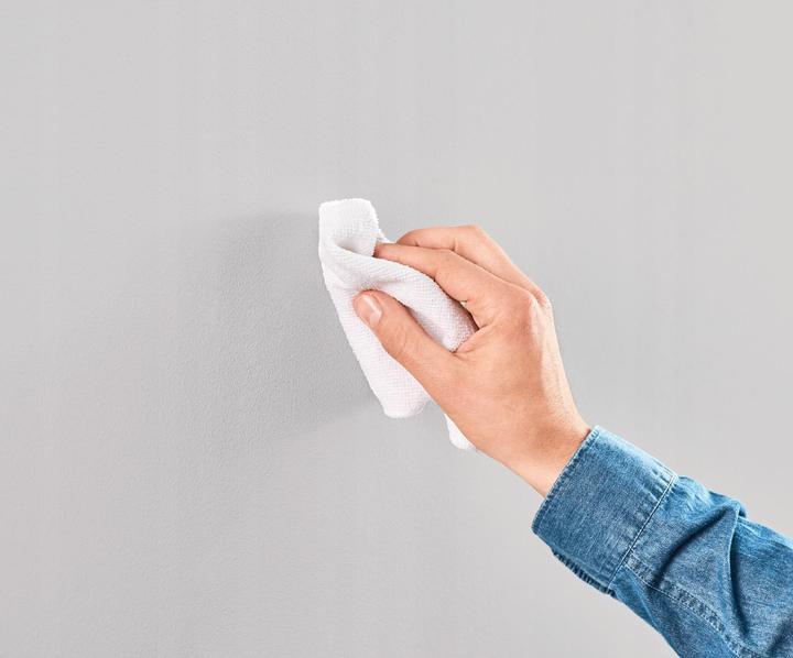 Actual product image tesa Powerstrips