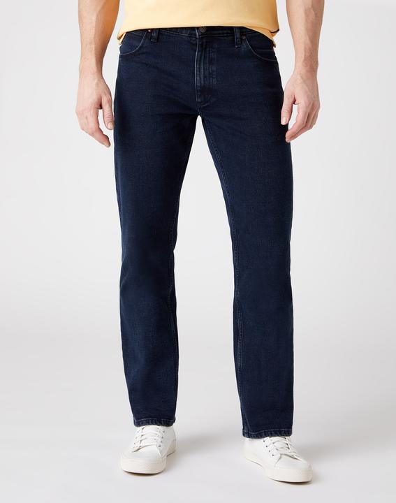 Actual product image Wrangler Authentic Straight (W32/L32)
