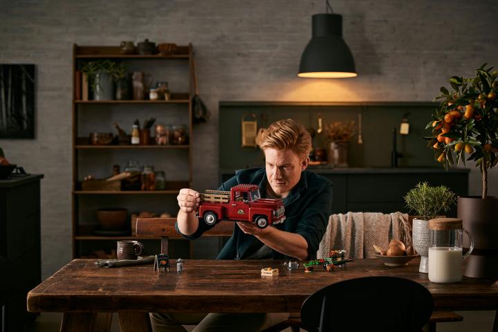 Image du produit LEGO Pickup (10290, LEGO Creator Expert, LEGO difficiles à trouver)