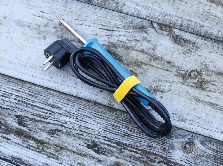 Immagine prodotto Label-the-cable LTC BASIC 10 Raccoglitore con gancio e anello di alimentazione rt, gb, bl (Fascette in velcro, 170 mm, 10 pz.)