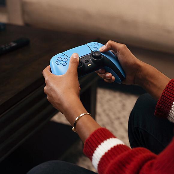 Actual product image Sony DualSense Wireless-Controller - Starlight Blue (PS5)
