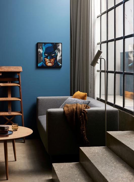 Actual product image LEGO Jim Lee Batman Collection (31205, LEGO Art)