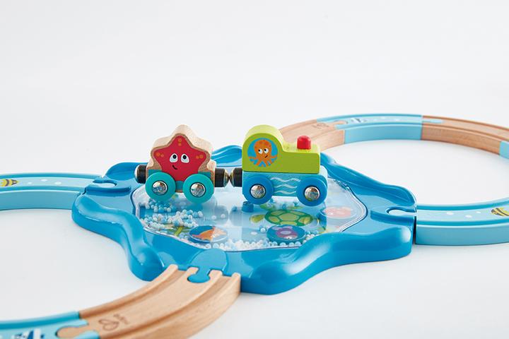 Actual product image Hape Wooden rails underwater world