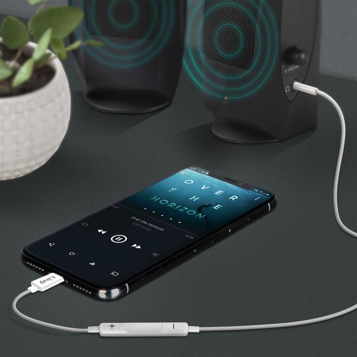 Immagine prodotto LinQ Adattatore audio da Lightning bianco a jack da 3,5 mm con telecomando (Lightning, Jack da 3.5mm)