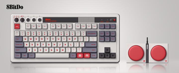 Actual product image 8bitdo Mechanical keyboard N Edition (Italian keyboard layout) (IT, Wireless, Cable)