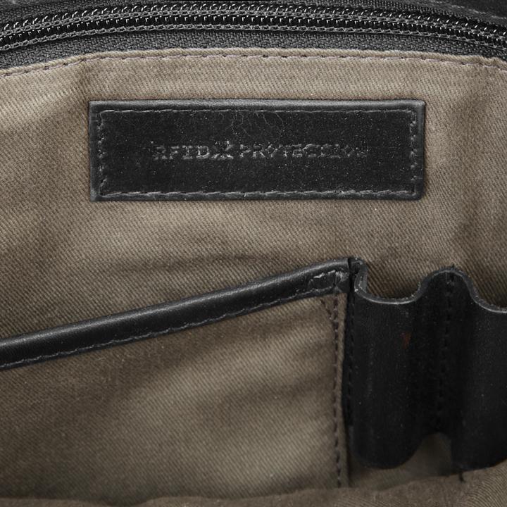 Actual product image Bugatti Romano briefcase