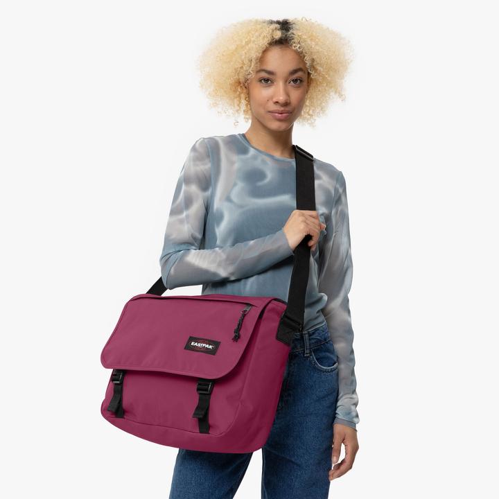 Produktbild Eastpak Delegate + (14 l)