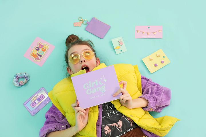 Produktbild Partydeco Schmuck Girl Gang Goodie Box 19 x 15 x 4 cm, 9-teilig