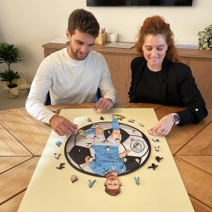 Image du produit Iconic Man City FC - Kevin De Bruyne - Puzzle en bois Taille M (270 pièces) (270 pièces)