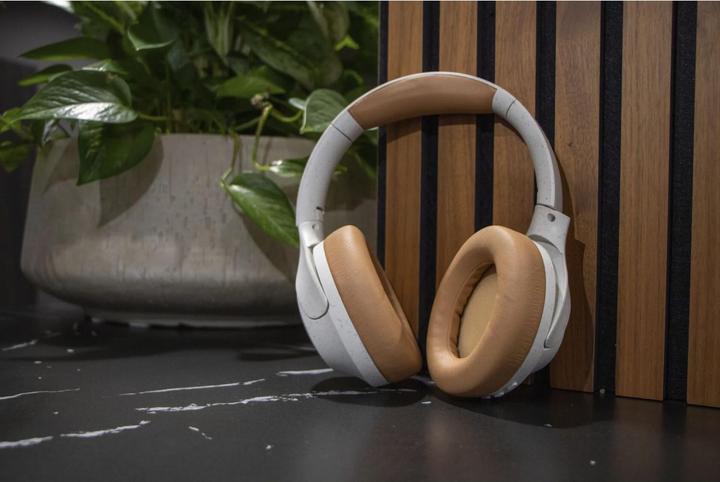 Actual product image Lenco Bluetooth headphones HPB-830GY grey ANC, APK (ANC, 60 h, Wireless)