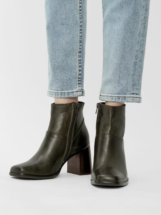 Image du produit Bianco Bottes de cheville BIADAY (39)
