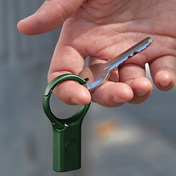 Produktbild Lexon Nomaday Brelok z latarką ciemnozielony/dark green LL136DG1