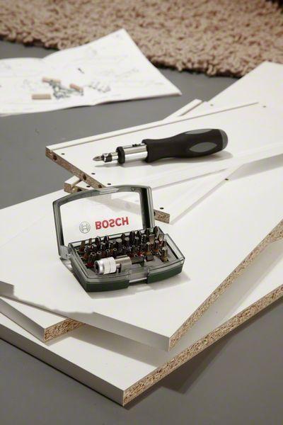 Produktbild Bosch Zubehör Schrauberbit-Set mit Farbcodierung, 32-teilig (Innensechsrund TX M10, Innensechsrund TX M15, Innensechsrund TX M20, Innensechsrund TX M30, Kreuz Pozidriv PZ M1, Innensechsrund TX mit Loch M20, Kreuz Phillips PH M1, Kreuz Phillips PH M2, Innensechsrund TX M25, Innensechsrund TX M27, Innensechsrund TX M40, Sechskant (hexagonal) M4)