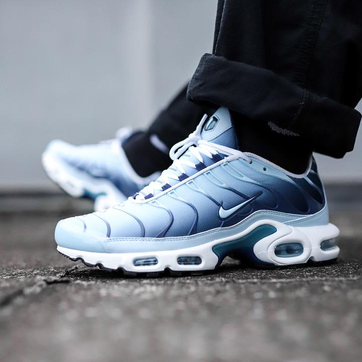 Produktbild Nike Air Max Plus (38)