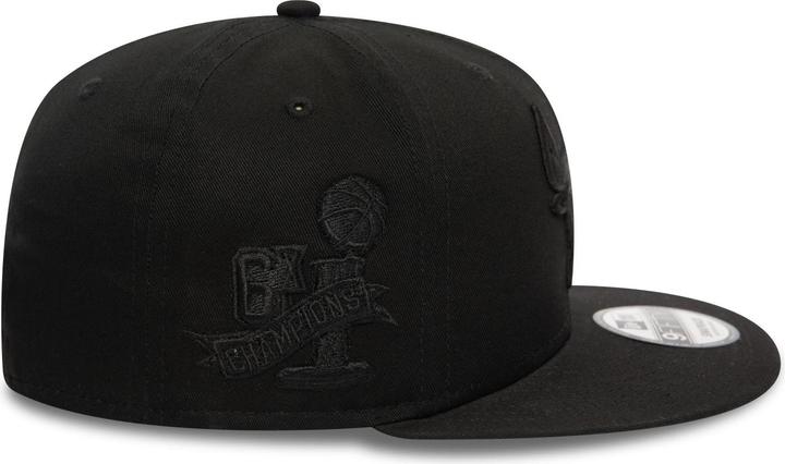 Image du produit New Era 9Fifty Snapback Cap - TONAL Chicago Bulls (M/L)