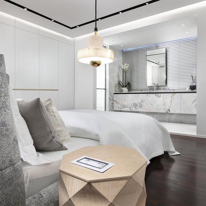Immagine prodotto Tom Dixon Lampada a sospensione Stone bianco/oro (360 lm)