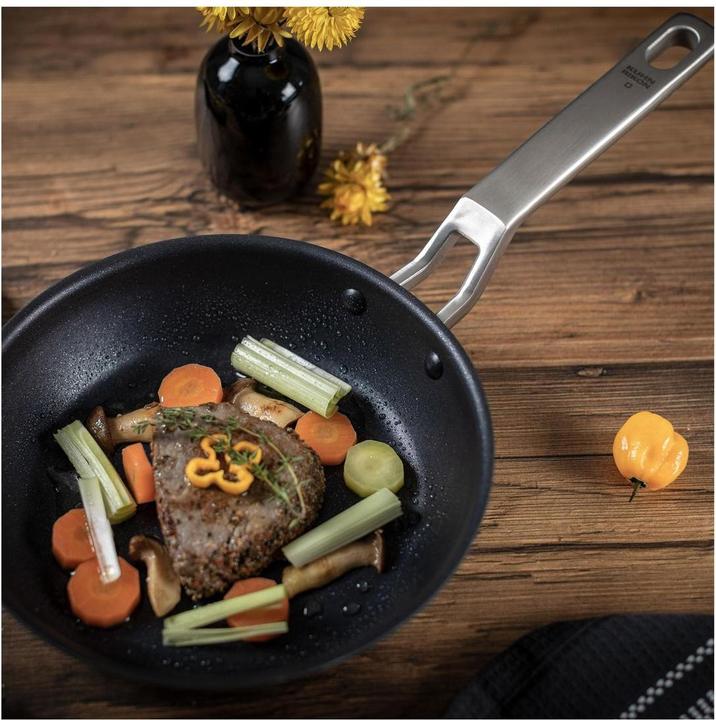 Actual product image Kuhn Rikon NEW LIFE PRO RECYCLING Frying Pan 28 cm (28 cm, Frying pan, Aluminium, Stainless steel)
