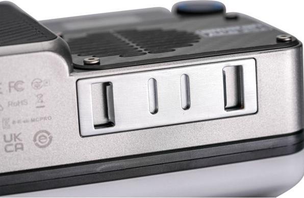 Actual product image Amaran Ace 25c Silver (Video light)