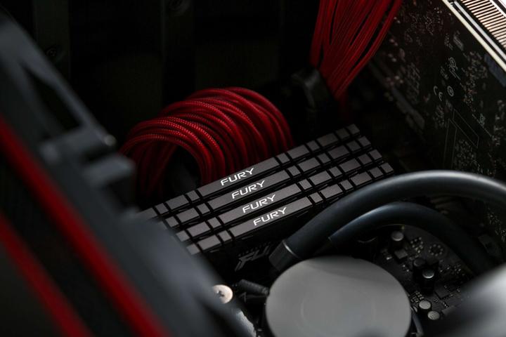 Actual product image Kingston FURY Renegade (2 x 8GB, 5000 MHz, DDR4-RAM, DIMM)