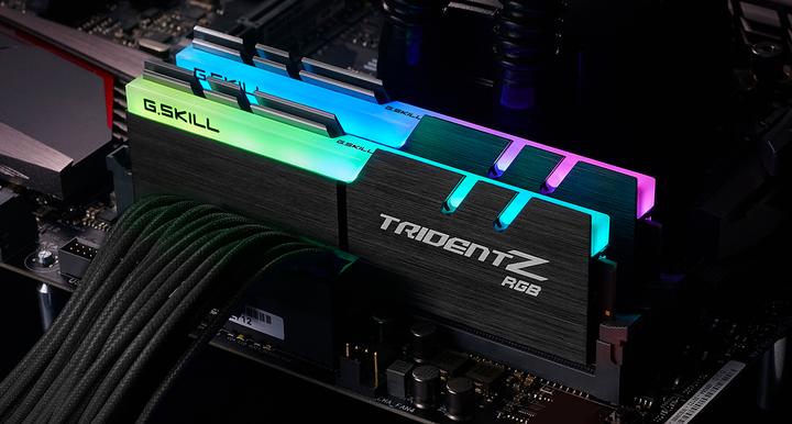Immagine prodotto G.Skill Tridente Z RGB (2 x 32GB, 4400 MHz, DDR4-RAM, DIMM)