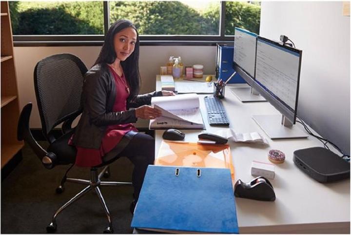 Actual product image HP E24 G5 (1920 x 1080 pixels, 23.80")