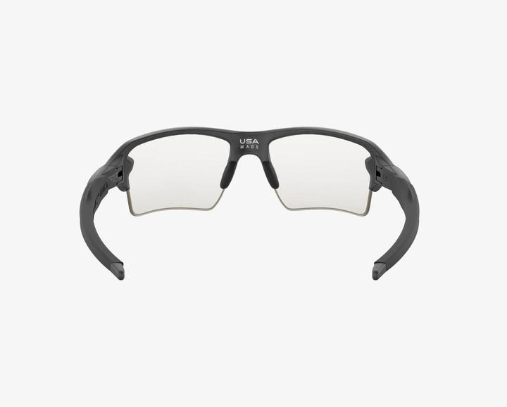 Actual product image Oakley OO918816 Flak 20 XL Photochromic (Steel, Transparent)