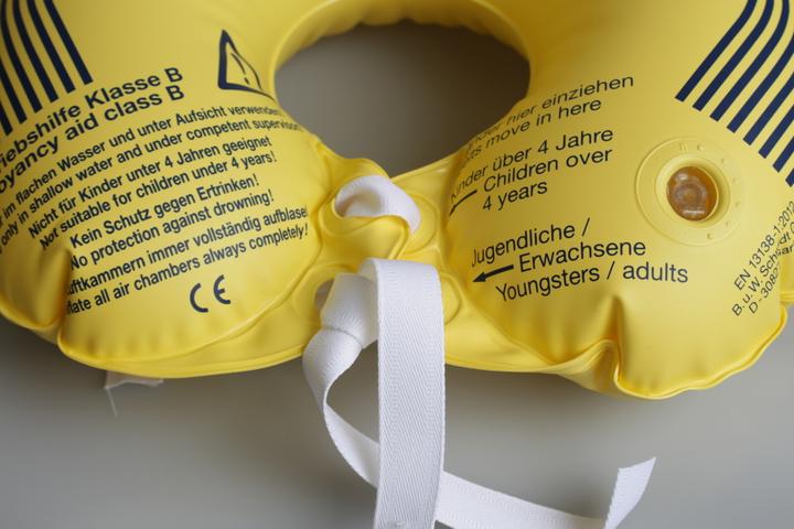 Actual product image Schwimmi Floating collar
