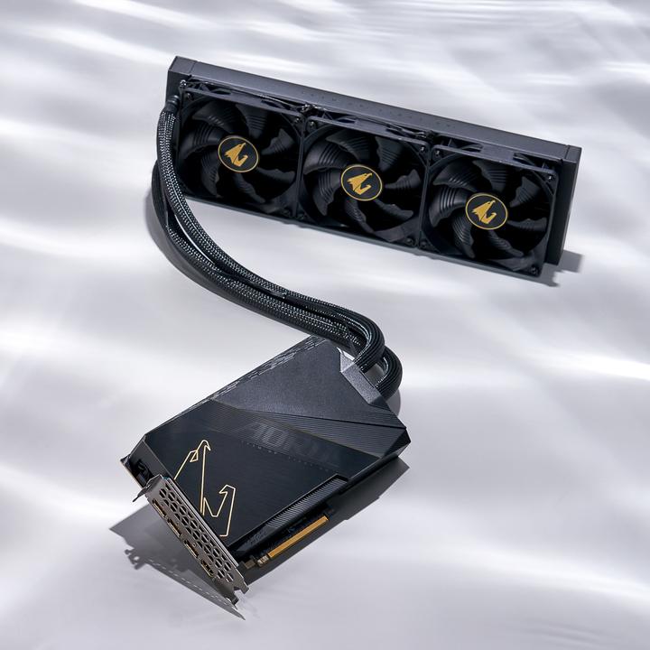 Produktbild Gigabyte AORUS GeForce RTX 3090 Ti XTREME WATERFORCE 24G (24 GB)