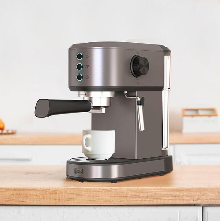 Actual product image Black & Decker Kolbowy ekspres do kawy Black+Decker BXCO1350E (EU plug)