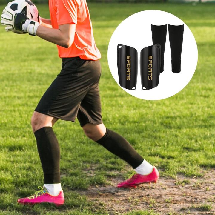 Immagine prodotto Cbx Set calcio 3 pezzi polsini, parastinchi e calzettoni 150 - 175 cm (L)