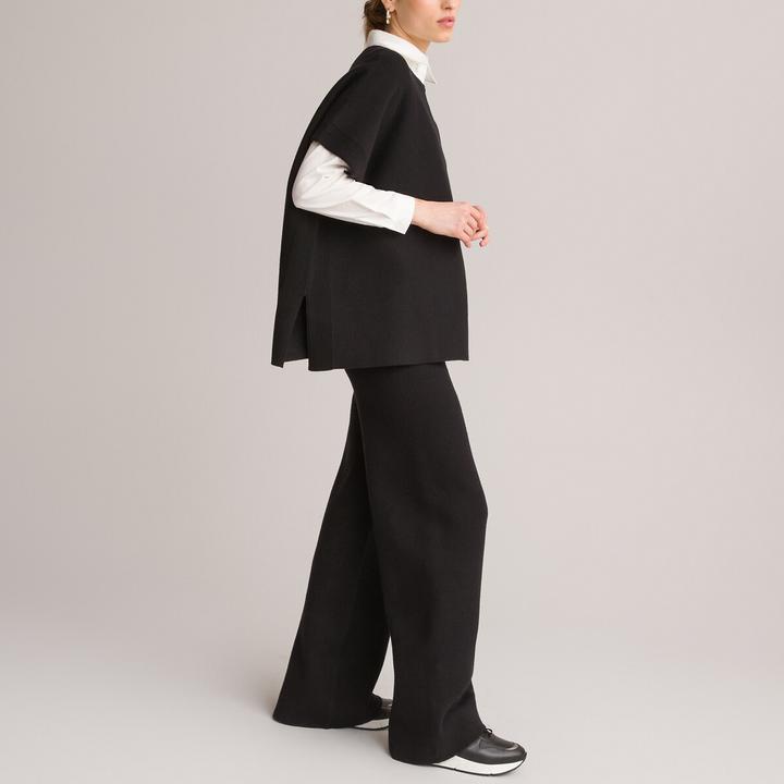 Actual product image Anne Weyburn Poncho with round neckline (42)
