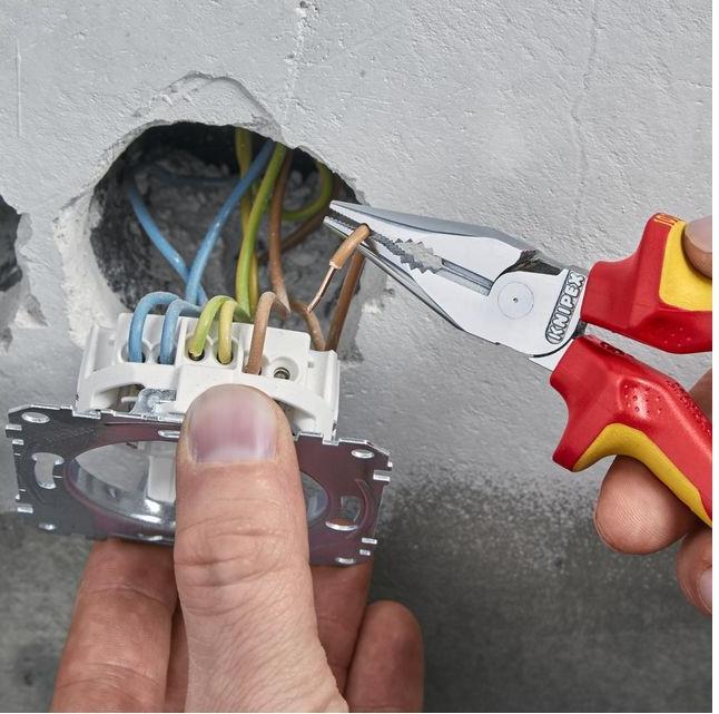 Actual product image Knipex Needle-Nose Combination Pliers (145 mm)