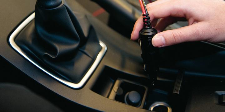 Actual product image Ctek Cigarette lighter adapter