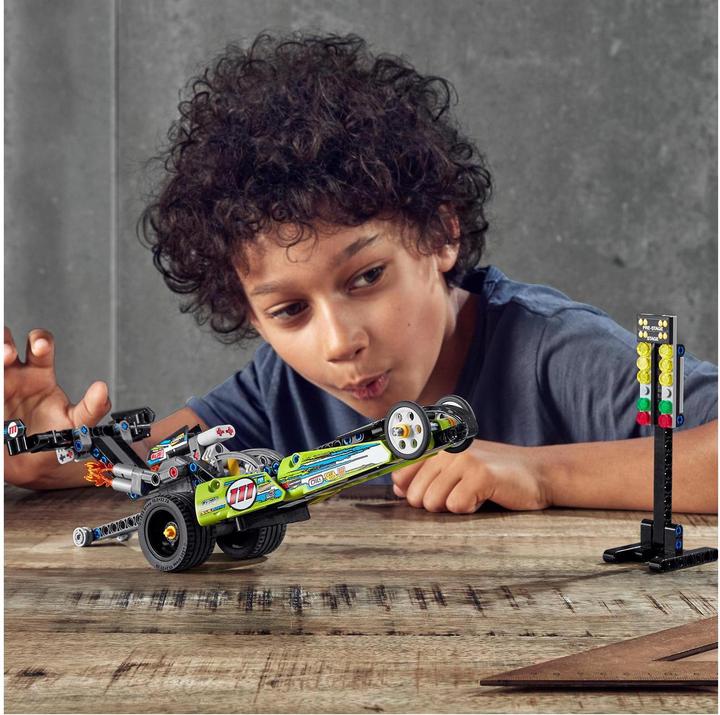 Image du produit LEGO Voiture de course Dragster (42103, LEGO Technic)