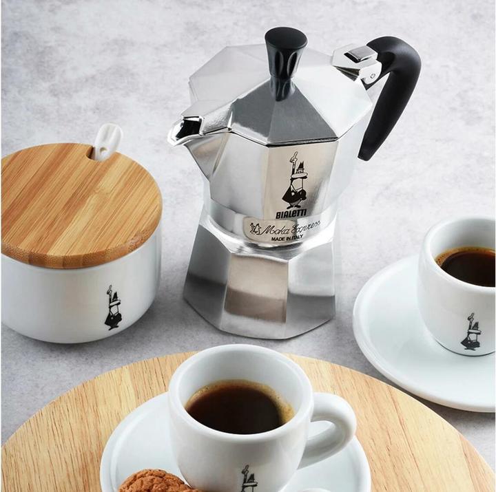 Actual product image Bialetti Moka Express (4 T.)