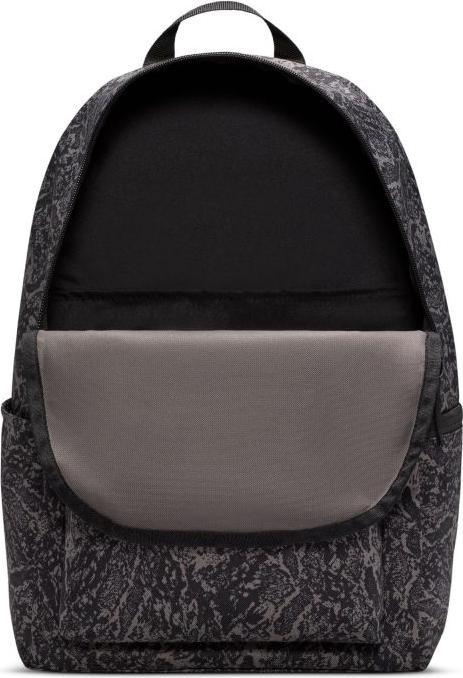 Actual product image Nike Heritage Snake Rucksack