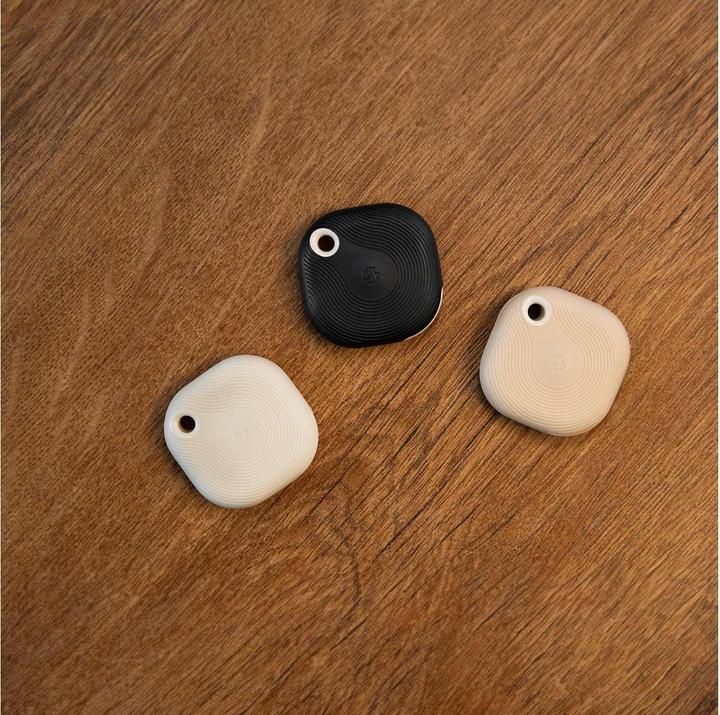 Actual product image Shelly Blu Button Tough 1 Ivory