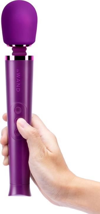 Actual product image Le Wand Petite Cherry Recharge