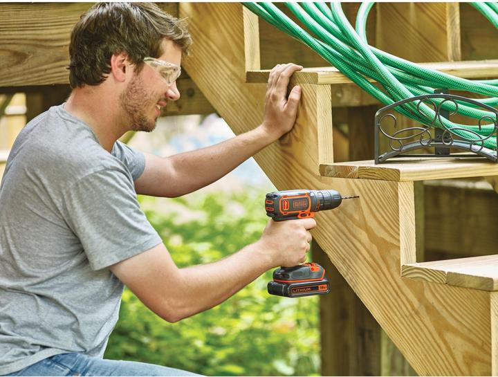 Actual product image Black & Decker BDCDC18KBQW cordless drill screwdriver (Rechargeable battery operated)