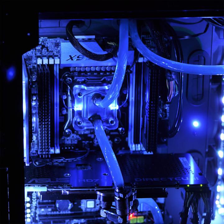 Produktbild Lian-Li Pc-O8x (E-ATX, mATX, ATX)