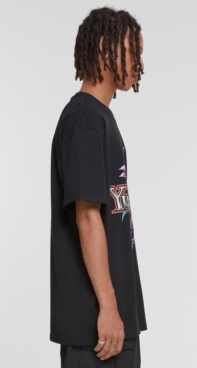 Actual product image Urban Classics Yu-Ghi-Oh Dark Magician Heavy Oversize Tee - 91515 (XL)
