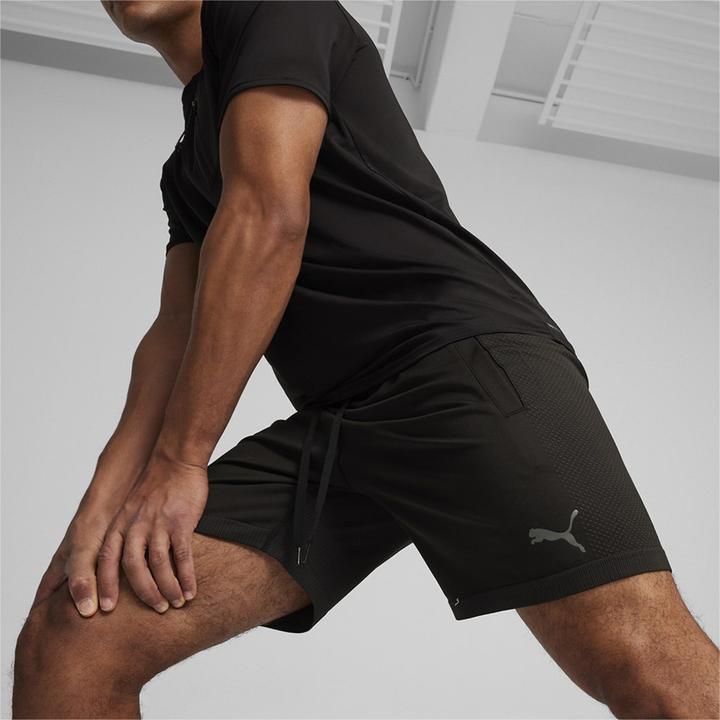 Actual product image Puma Train Formknit Seamless 7" Short (XL)