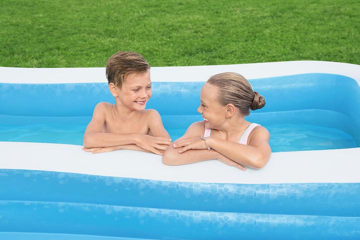 Actual product image Bestway Deluxe Family Pool