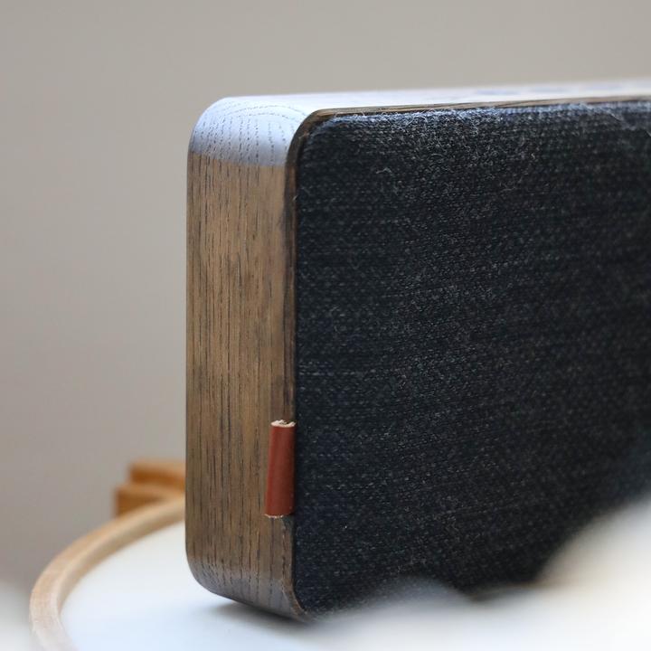 Produktbild SackIT Move Wood - Bluetooth Højtaler - Smoaked Oak