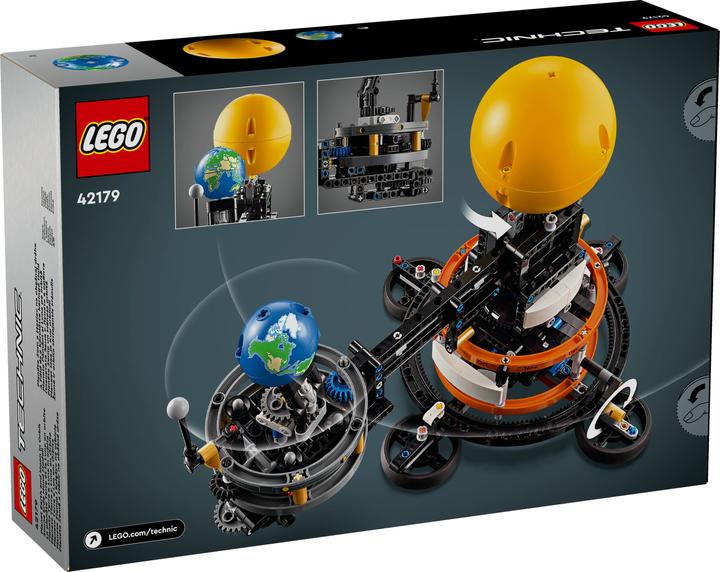 Actual product image LEGO Sun Earth Moon Model (42179, LEGO Technic)