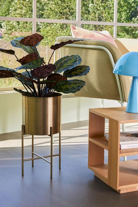 Image du produit Hübsch Pot avec des pieds (25 cm)