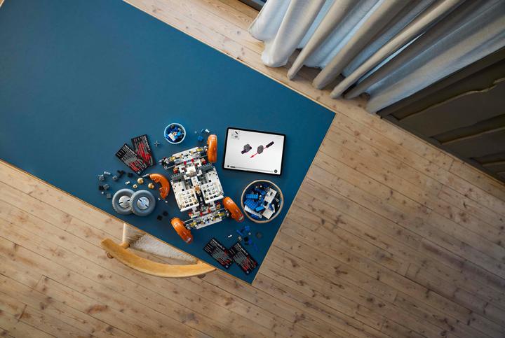 Immagine prodotto LEGO Veicolo roving lunare (LRV) Apollo della NASA (42182, LEGO Technic)