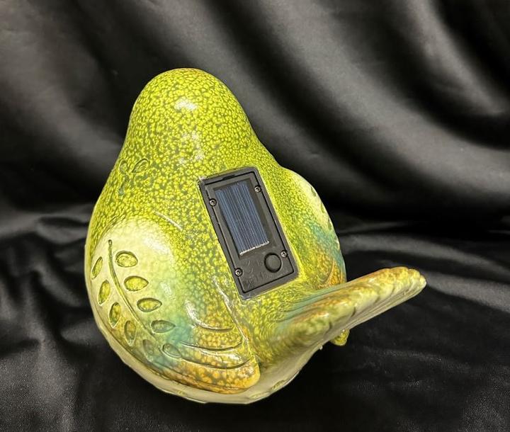 Actual product image GuGus LED Solar Vogel