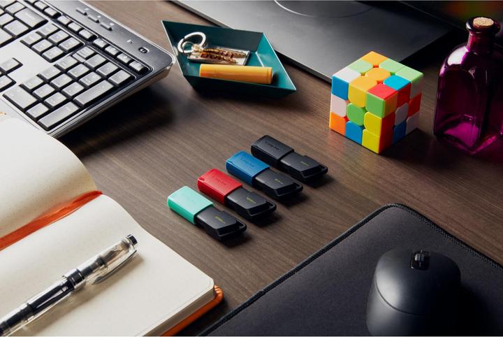 Image du produit Kingston DateTraveler Exodia M (2-Pack) (64 Go, USB-A, USB 3.2)